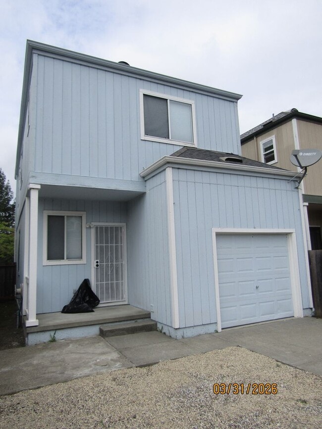 1470 Tammy Way in Santa Rosa, CA - Building Photo - Building Photo