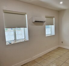 1021 NW 3rd St in Miami, FL - Building Photo - Building Photo
