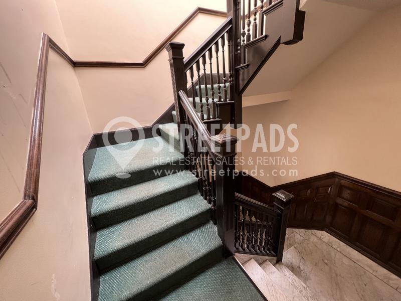 19 Fairbanks St in Brookline, MA - Building Photo
