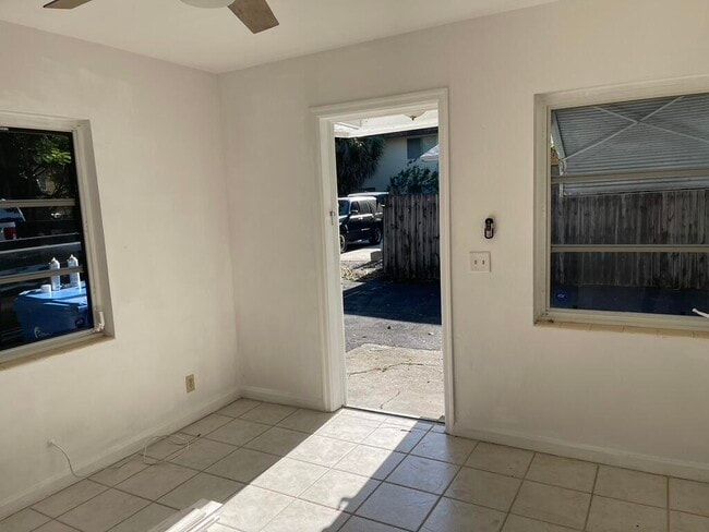 115 E Lantana Rd in Lantana, FL - Building Photo - Building Photo