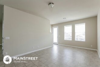 2000 N 36th St in Phoenix, AZ - Foto de edificio - Building Photo