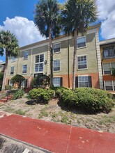 4106 Dijon Dr in Orlando, FL - Building Photo - Building Photo