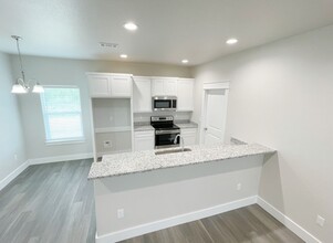 499 Worth Ave in Durant, OK - Building Photo - Building Photo