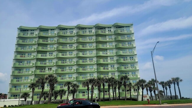 9420 Seawall Blvd in Galveston, TX - Building Photo - Building Photo