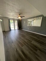 527 Downing Ave in Waterloo, IA - Building Photo