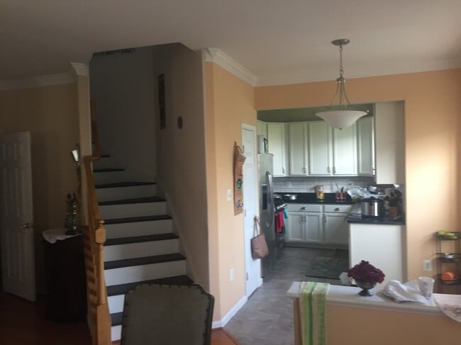 22381 Maison Carree Square in Ashburn, VA - Building Photo - Building Photo