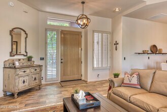6879 E Amber Sun Dr in Scottsdale, AZ - Building Photo - Building Photo