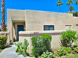 29017 W Natoma Dr in Cathedral City, CA - Building Photo