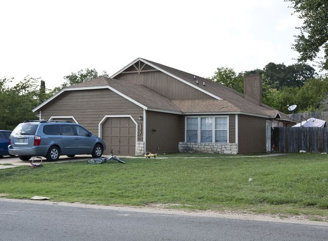 435 Sailmaster St in Lakeway, TX - Building Photo - Building Photo