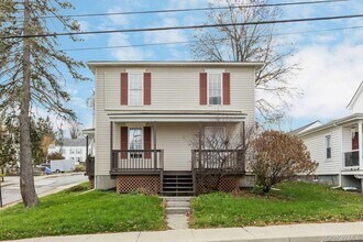 4 Church St in Wappingers Falls, NY - Building Photo - Building Photo