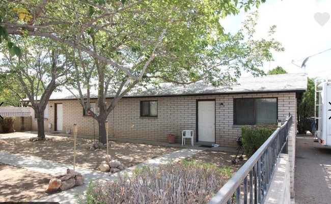 2134 Lucille Ave in Kingman, AZ - Building Photo - Building Photo