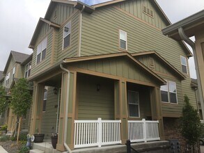 1678 Cherokee Mountain Cir in Castle Rock, CO - Foto de edificio - Building Photo