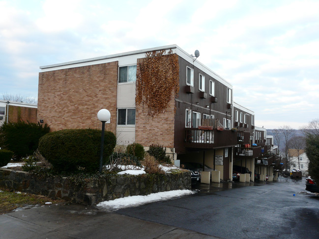 455 N Broadway in Yonkers, NY - Building Photo - Building Photo