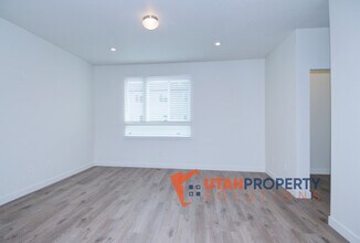 1022 W 430 S in American Fork, UT - Building Photo - Building Photo