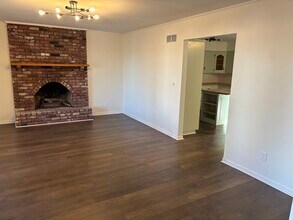 18377 Pleasant View Dr in Weston, MO - Building Photo - Building Photo