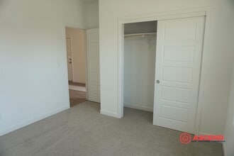 9618 Greenwood Gln Ln in Shafter, CA - Building Photo - Building Photo