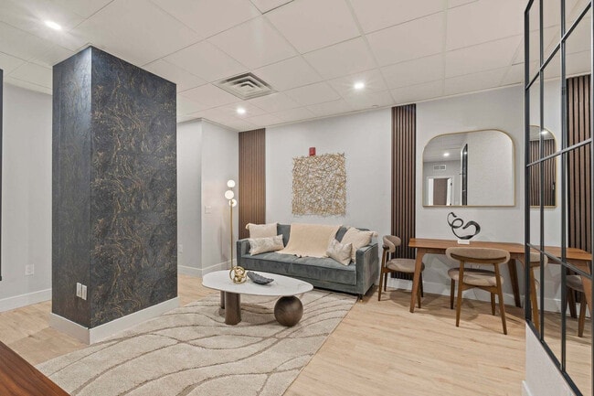 117 N 15th St in Philadelphia, PA - Building Photo - Building Photo