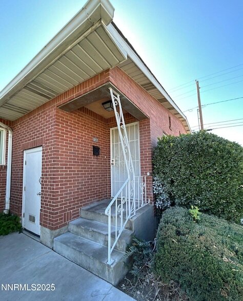 236 18th St in Sparks, NV - Foto de edificio