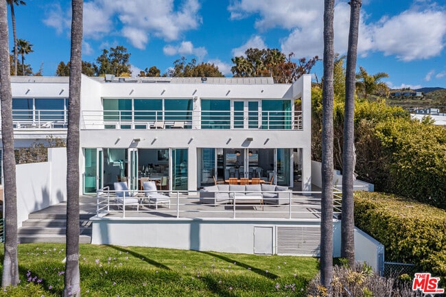 property at 27420 Pacific Coast Hwy