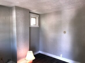 7903 Lloyd Ave in Pittsburgh, PA - Building Photo - Building Photo