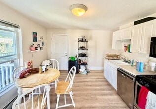 280 Pearl St, Unit 279-3L in Cambridge, MA - Building Photo - Building Photo