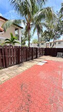 8337 NW 142nd St in Hialeah, FL - Building Photo - Building Photo