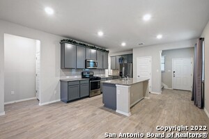 259 Kinsley Wy in New Braunfels, TX - Building Photo - Building Photo