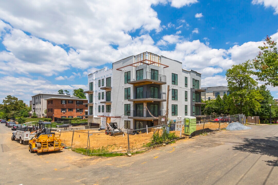 The Avant in Arlington, VA - Foto de edificio