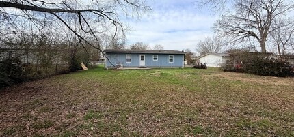 205 Robert E Lee St in Fort Oglethorpe, GA - Building Photo - Building Photo