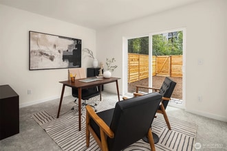 1520 Hollow Dale Pl in Everett, WA - Foto de edificio - Building Photo