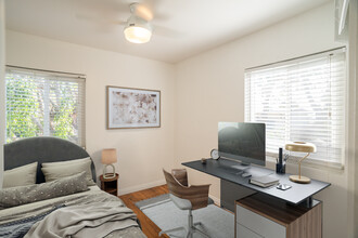 1501 Beloit Ave in Los Angeles, CA - Building Photo - Interior Photo