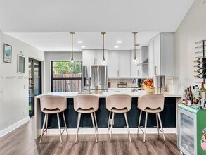 2083 Augusta in Weston, FL - Building Photo - Building Photo