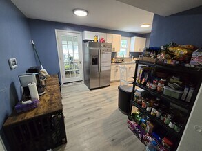 7710 Gloucester Ave in Norfolk, VA - Building Photo - Building Photo