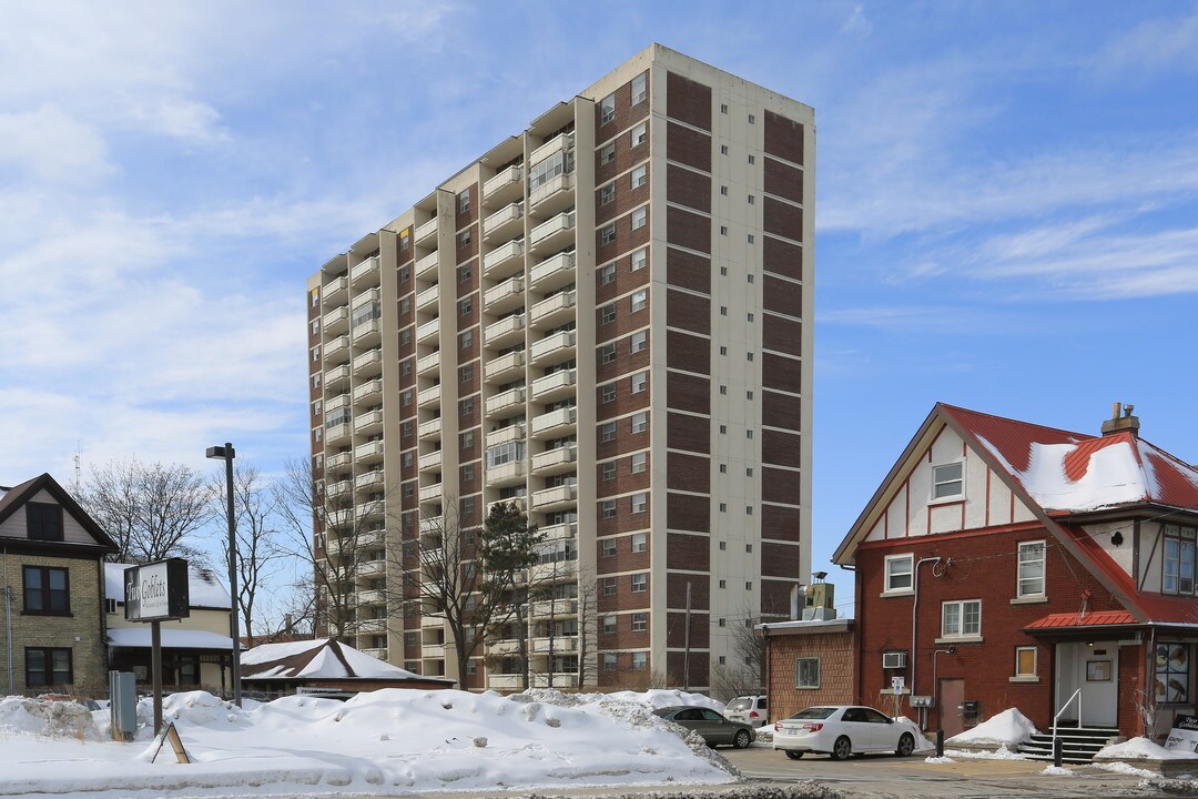 The Alexandrian in Kitchener, ON - Building Photo