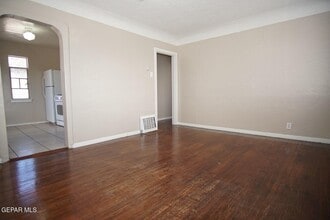 1226 Huckleberry St in El Paso, TX - Building Photo - Building Photo