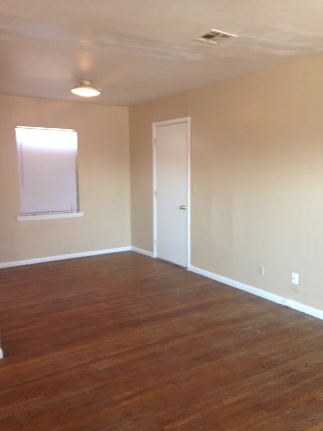 4430 N Main St in Tulsa, OK - Building Photo - Building Photo