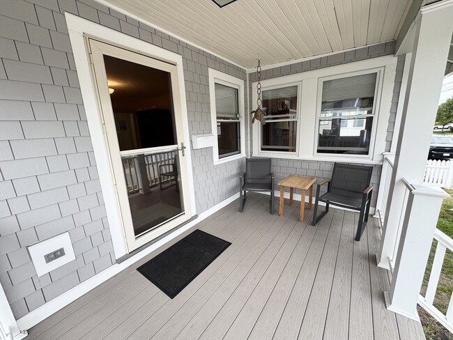 5 Adams St in Hull, MA - Building Photo - Building Photo
