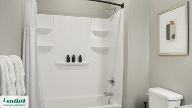 3050 Steeple Cir, Unit 4311 in Cape Coral, FL - Foto de edificio - Building Photo