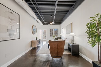 The Lofts in Town Square in Southaven, MS - Foto de edificio - Building Photo