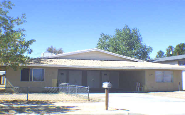 18122 Casaba Rd in Adelanto, CA - Building Photo - Building Photo