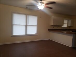 334 Woodberry Cir in Raeford, NC - Building Photo - Building Photo