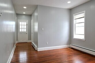 23 Granfield Ave, Unit 3 in Boston, MA - Building Photo - Building Photo