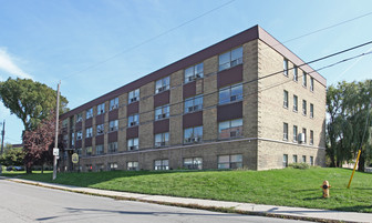 Clearview on the Park Apartments