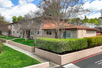 Winter Gardens Terrace in Lakeside, CA - Building Photo - Building Photo