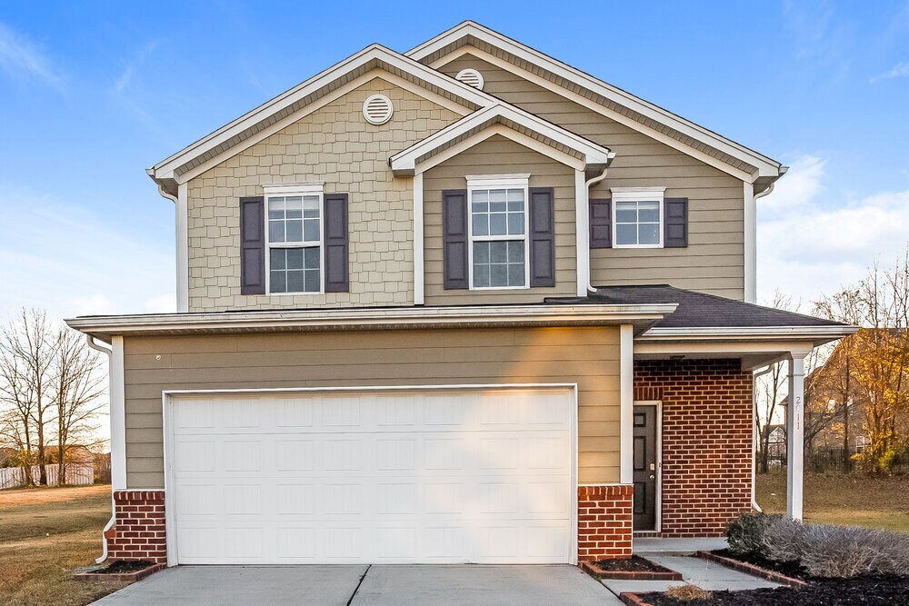 2011 Blue Stream Ln in Indian Trail, NC - Building Photo