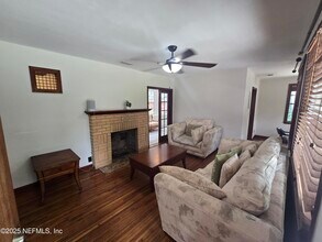 5851 Clifton Ave in Jacksonville, FL - Building Photo - Building Photo