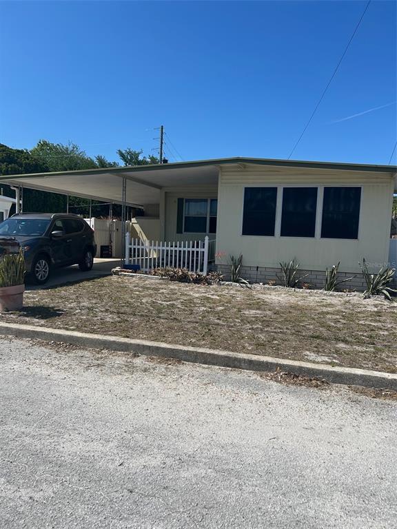 2574 Arbelia St in Clearwater, FL - Building Photo - Building Photo