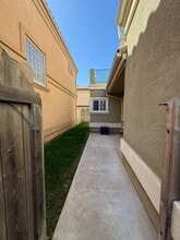 1737 Crabtree Ct in Santa Maria, CA - Building Photo - Building Photo