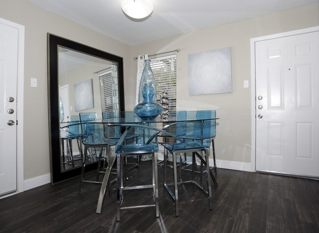 Lavera at Lake Highlands in Dallas, TX - Foto de edificio - Interior Photo