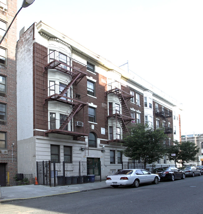 2022 Beverly Rd in Brooklyn, NY - Building Photo - Building Photo